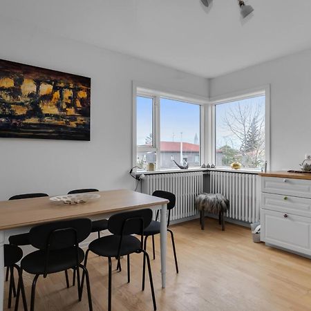 Cozy 2Br Apartment Reykjavík Buitenkant foto
