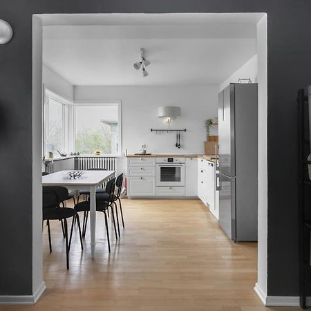 Cozy 2Br Apartment Reykjavík Buitenkant foto